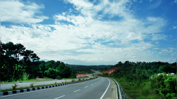 Shillong to Mawlynnong