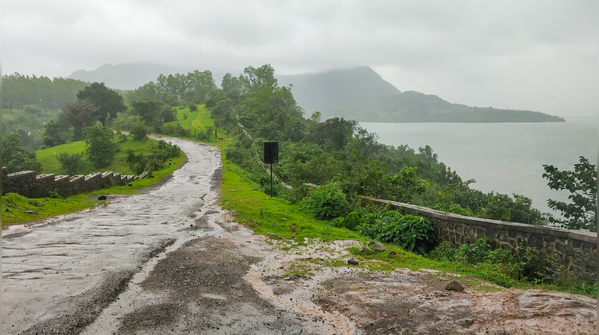 Pune to Tamhini Ghat and Mulshi