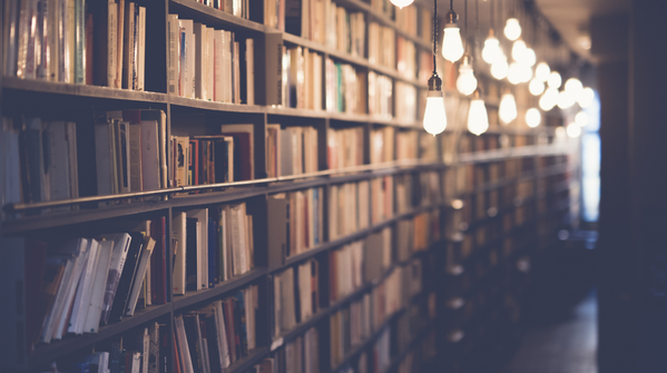 Decorate shelves and bookcases creatively