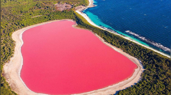 Lake Hillier, Australia