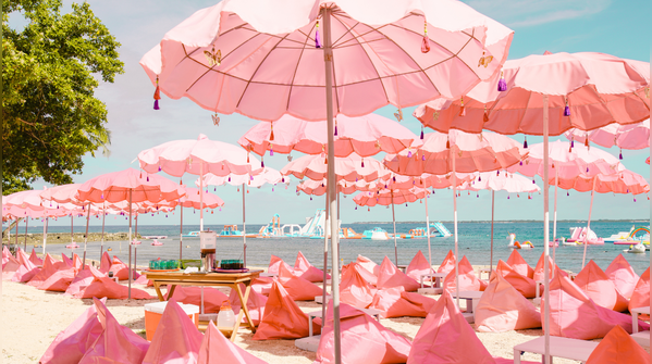 8 pink-coloured attractions around the world every traveller should visit once