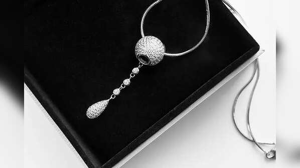 Your Jewellery’s Personal Climate Controller