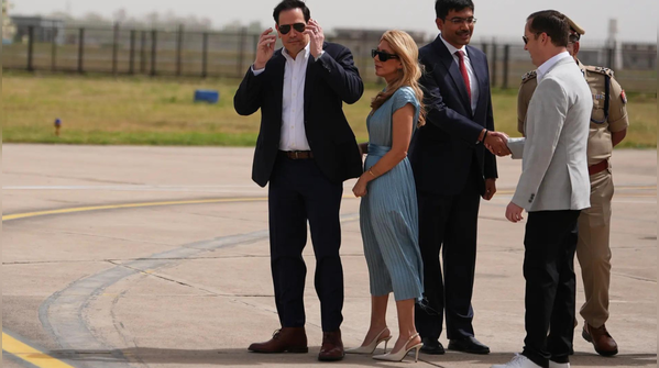 Rubio visits the iconic Taj Mahal