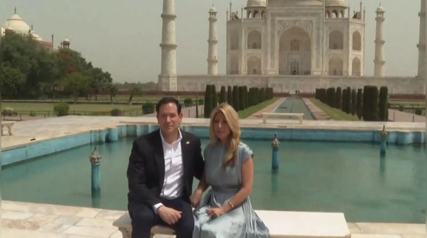 Rubio posed in front of the Taj Mahal with his wife