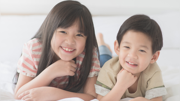 7 everyday etiquettes every parent should teach their children from an early age