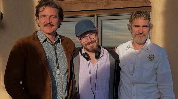 Joaquin Phoenix bows out of 'De Noche'