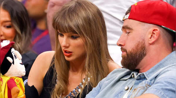 Taylor Swift and Travis Kelce: Basketball drama