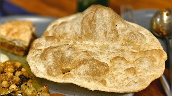 Puris and fritters