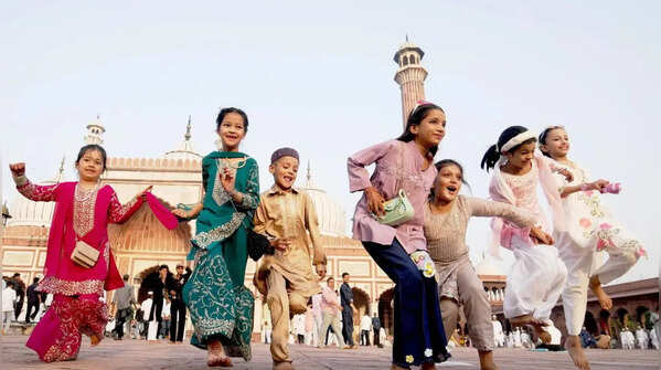 Children add festive cheer outside Jama Masjid