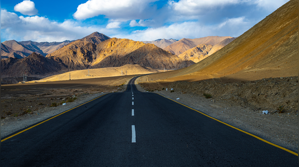 Umling La, Ladakh (19,300 ft)
