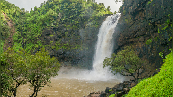 Naneghat Reverse Waterfall