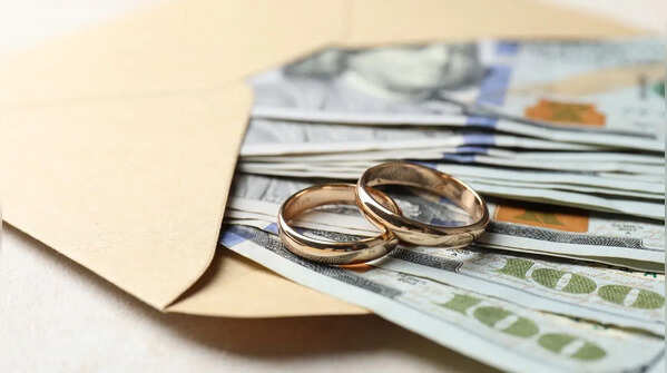 “Your wedding budget should not exceed 3 months of your salary”