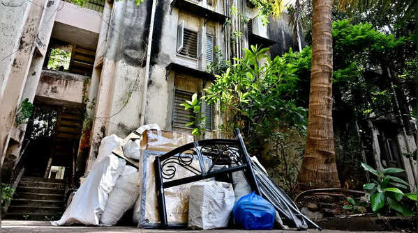 Air India’s final Mumbai housing footprint fades