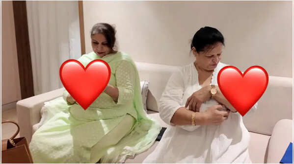 Divyanka's Mom and MIL adore the twins