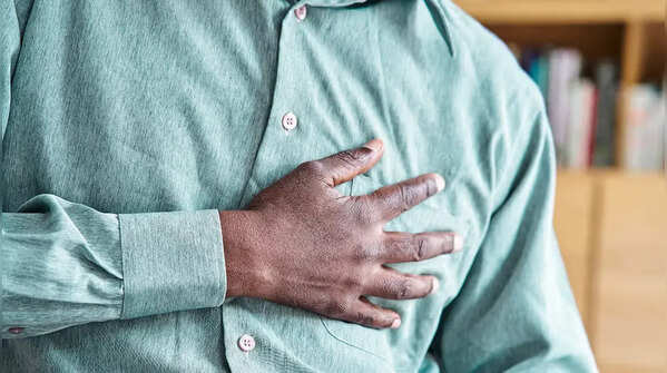 Top vascular surgeon details 6 warning signs for blocked arteries
