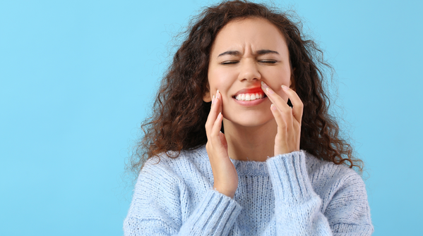 Why gums bleed while brushing