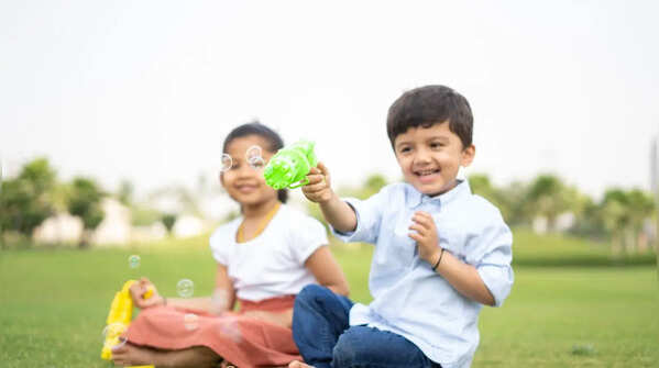 They show interest in other children