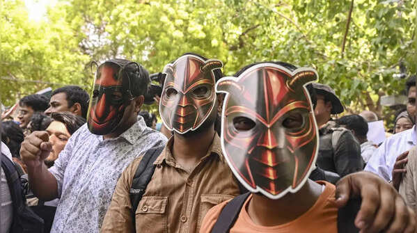 Organisers call for disciplined participation