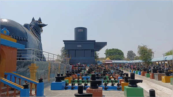 Kotilingeshwara Temple, Karnataka