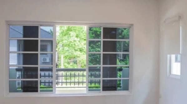 Leaded glass for old world style