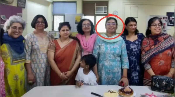 The professor who welcomed her visitors