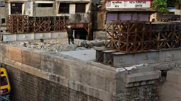Motorists await reopening of key Sion east-west road link