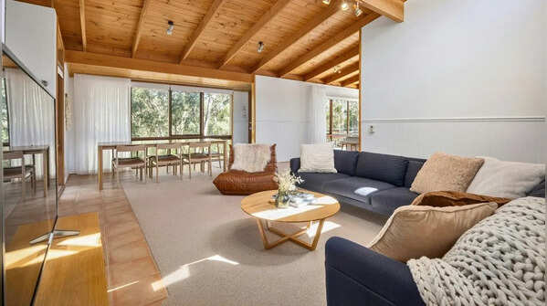 7 home interior design styles influencing modern residential spaces
