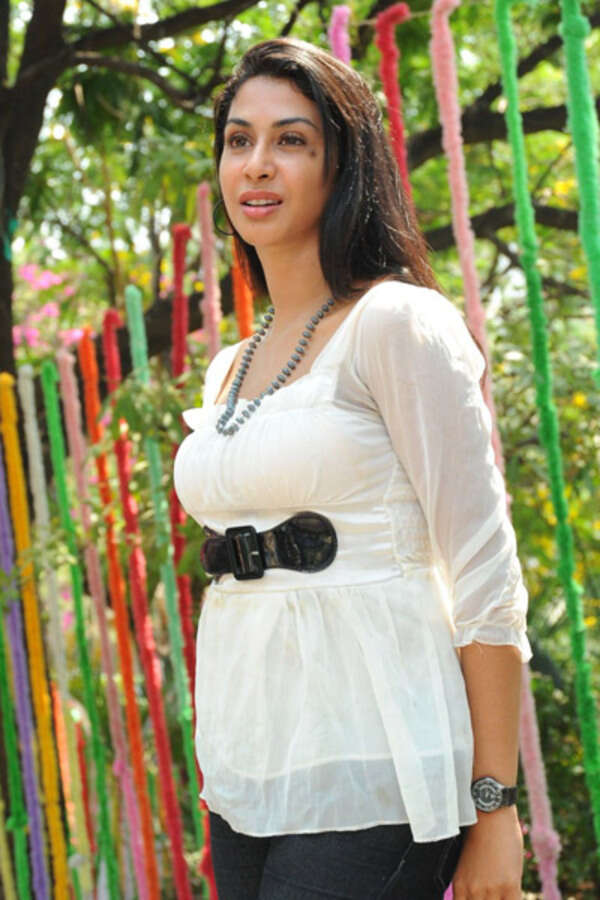 Gayathri Iyer Photos