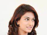 Erica Fernandes' photo shoot
