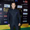Article image for: New pictures of <i class="tbold">Vivek Oberoi</i>