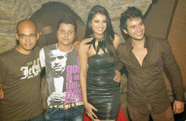 Sayali Bhagat Pictures