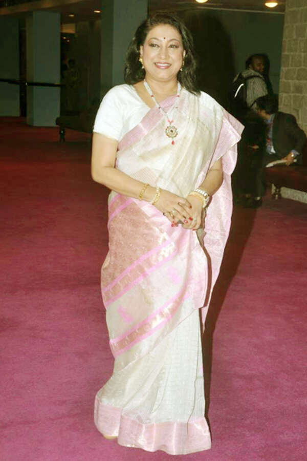 Savita Prabhune Images