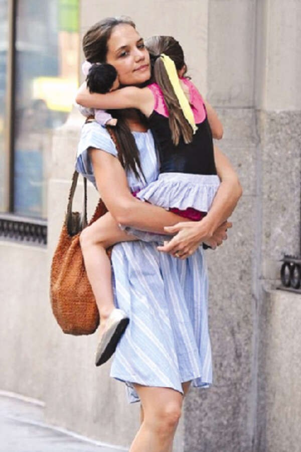 Suri Cruise Pictures