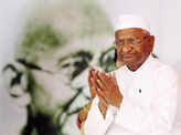 Anna Hazare begins fast