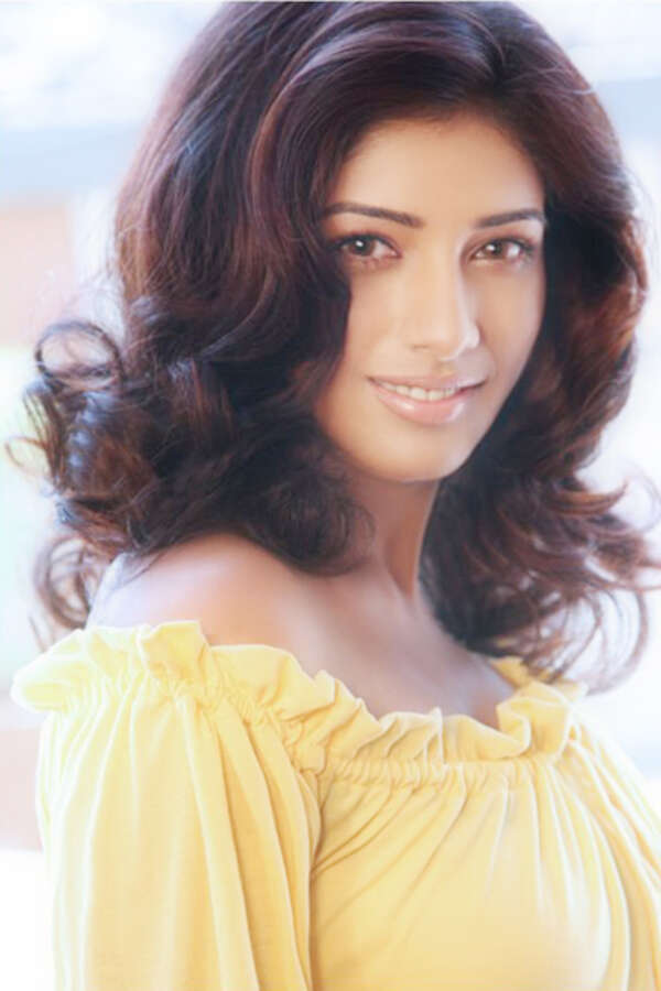 Divya Bhandari