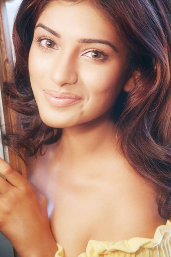 Divya Bhandari