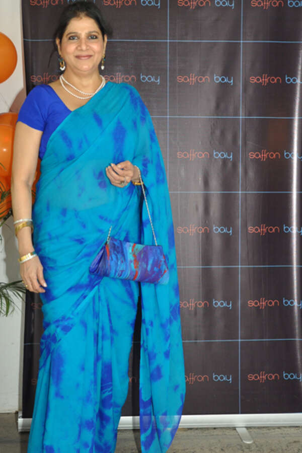 Asha Sachdev Images