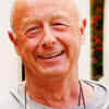 Article image for: 'Top Gun' director <i class="tbold">Tony Scott</i> dies after jumping off bridge