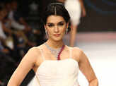 IIJW'12: Jewel Trendz