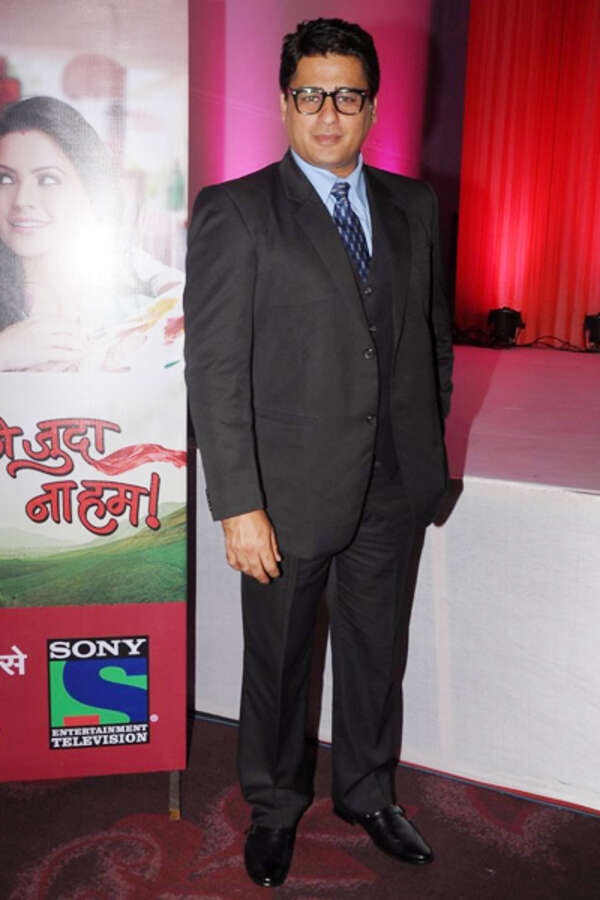 Ayub Khan Wallpapers