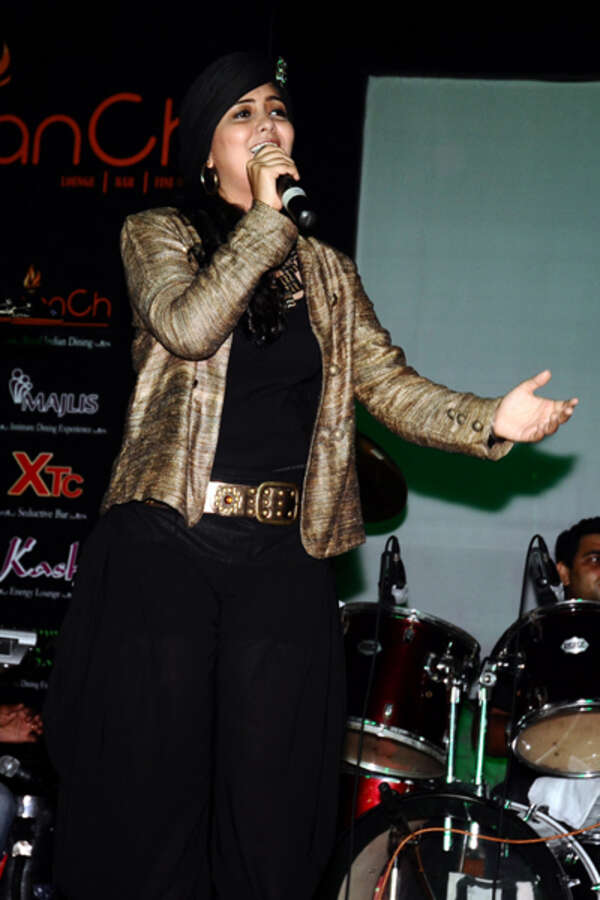 Harshdeep Kaur Pictures