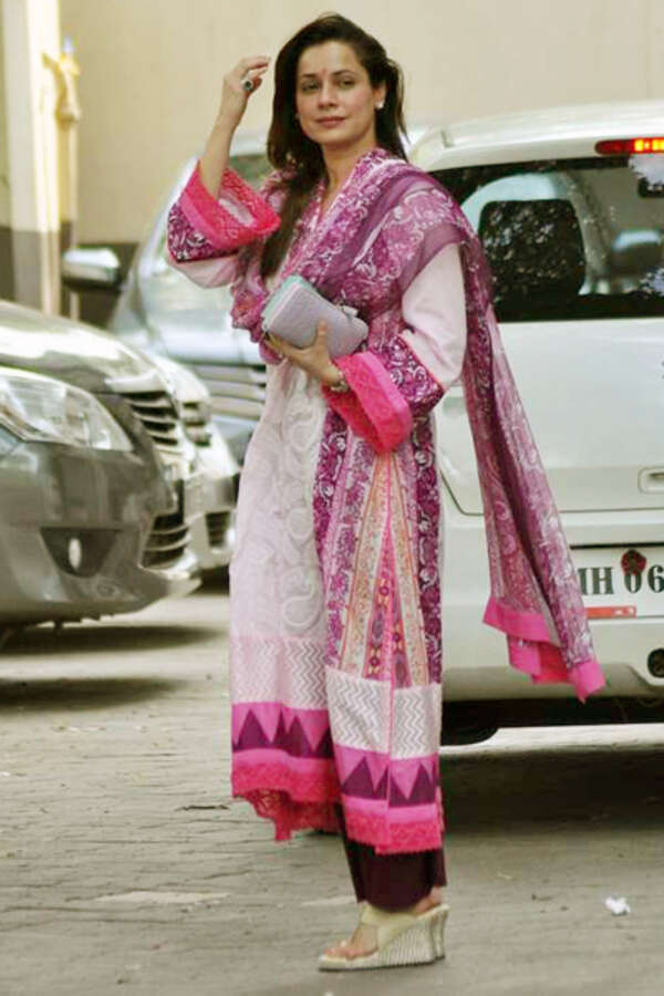 Neelam Kothari