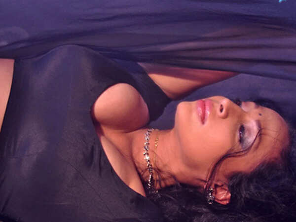 Shaini Wallpapers