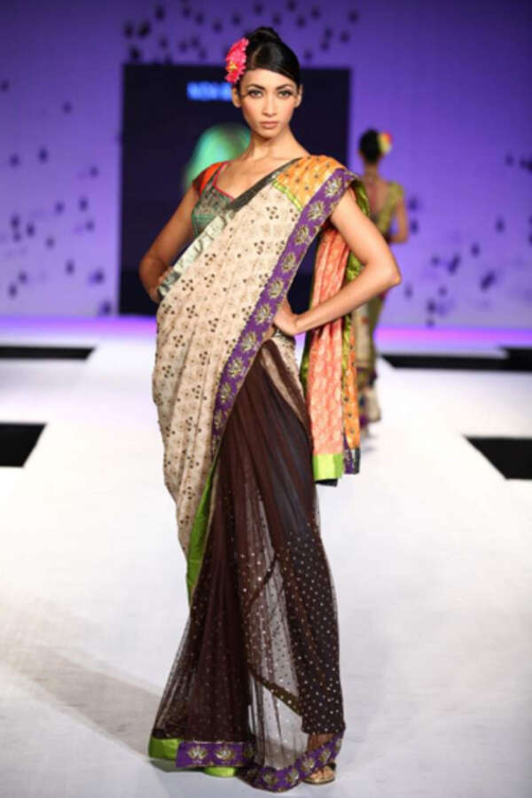 Nida Mahmood Pictures