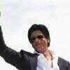 Article image for: Watch: Shah Rukh's <i class="tbold">witty</i> act with media!