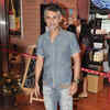 New pictures of <i class="tbold">arjun khanna</i>