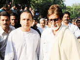Bal Thackeray's funeral procession