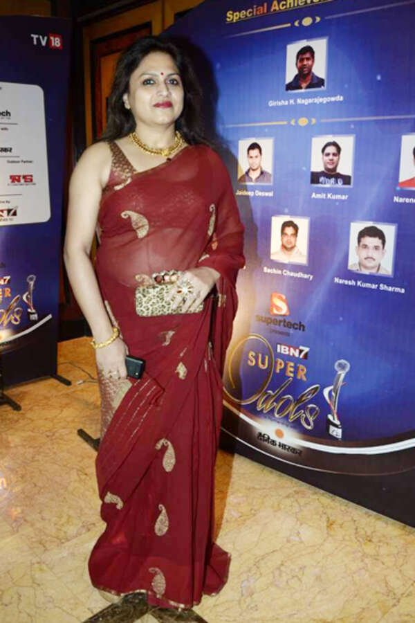 Ananya Banerjee Photos