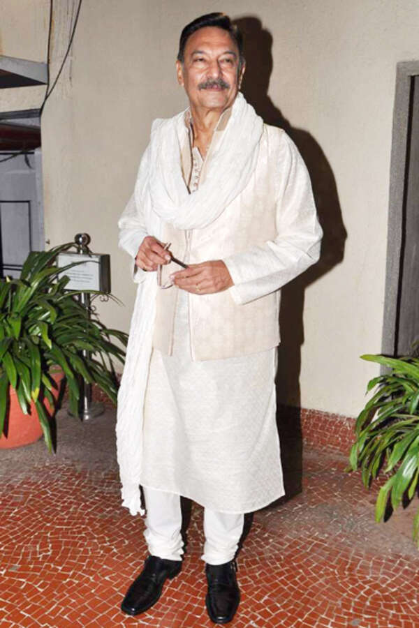 Suresh Oberoi Photos