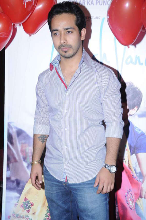 Abhishek Pathak Images